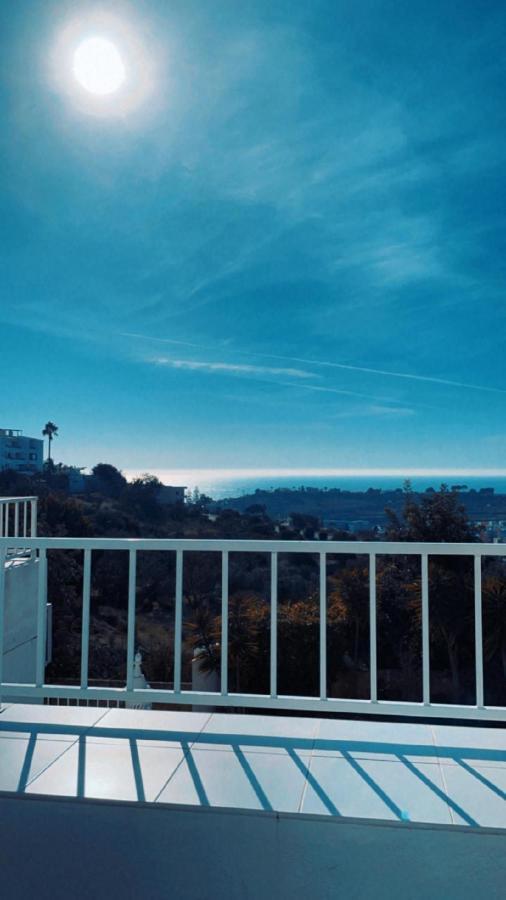 Ocean View Skyline Apartment ‚Hakuna Matata' Albufeira Exteriör bild