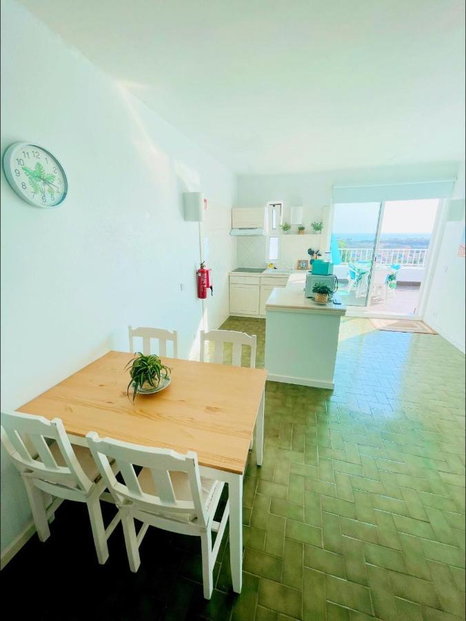 Ocean View Skyline Apartment ‚Hakuna Matata' Albufeira Exteriör bild