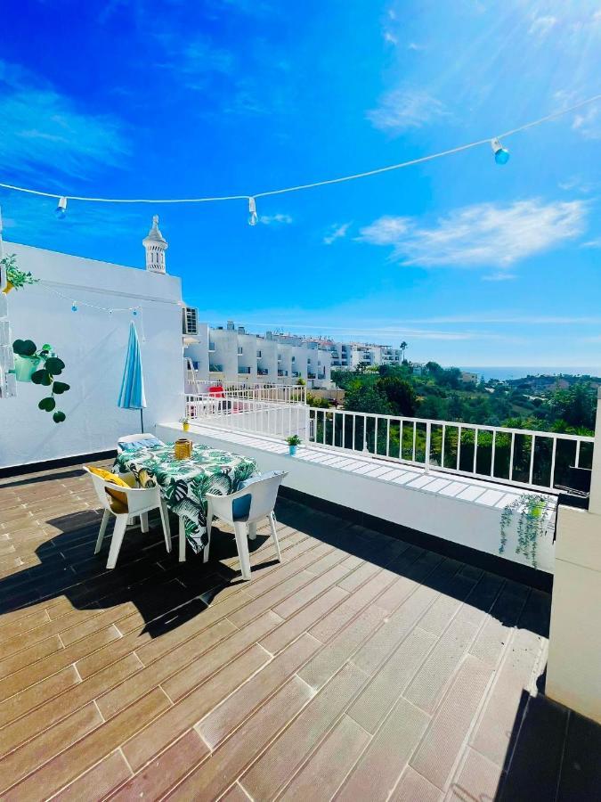 Ocean View Skyline Apartment ‚Hakuna Matata' Albufeira Exteriör bild