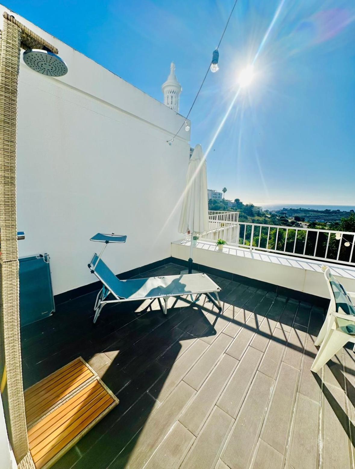 Ocean View Skyline Apartment ‚Hakuna Matata' Albufeira Exteriör bild